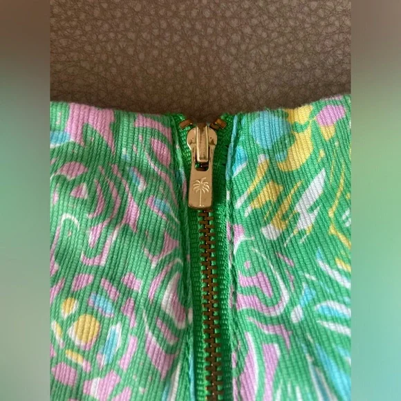 NWOT Vintage Lilly Pulitzer Dobby-Printed Deenie Shorts In Multi Sundance Print - Picture 14 of 17